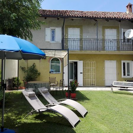 Pensjonat Casa Badinot Diano dʼAlba Zewnętrze zdjęcie