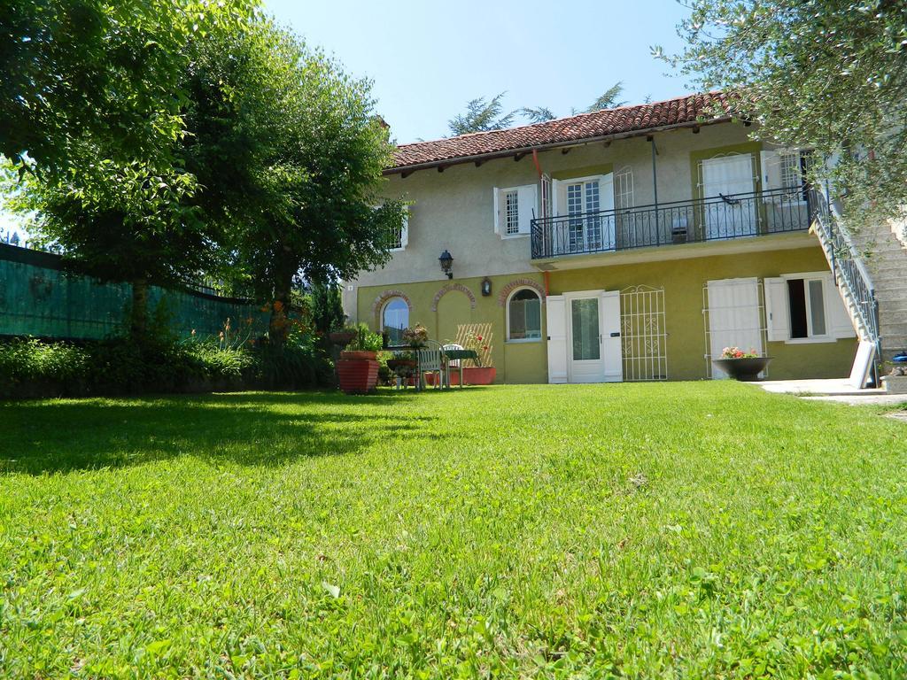 Pensjonat Casa Badinot Diano dʼAlba Pokój zdjęcie