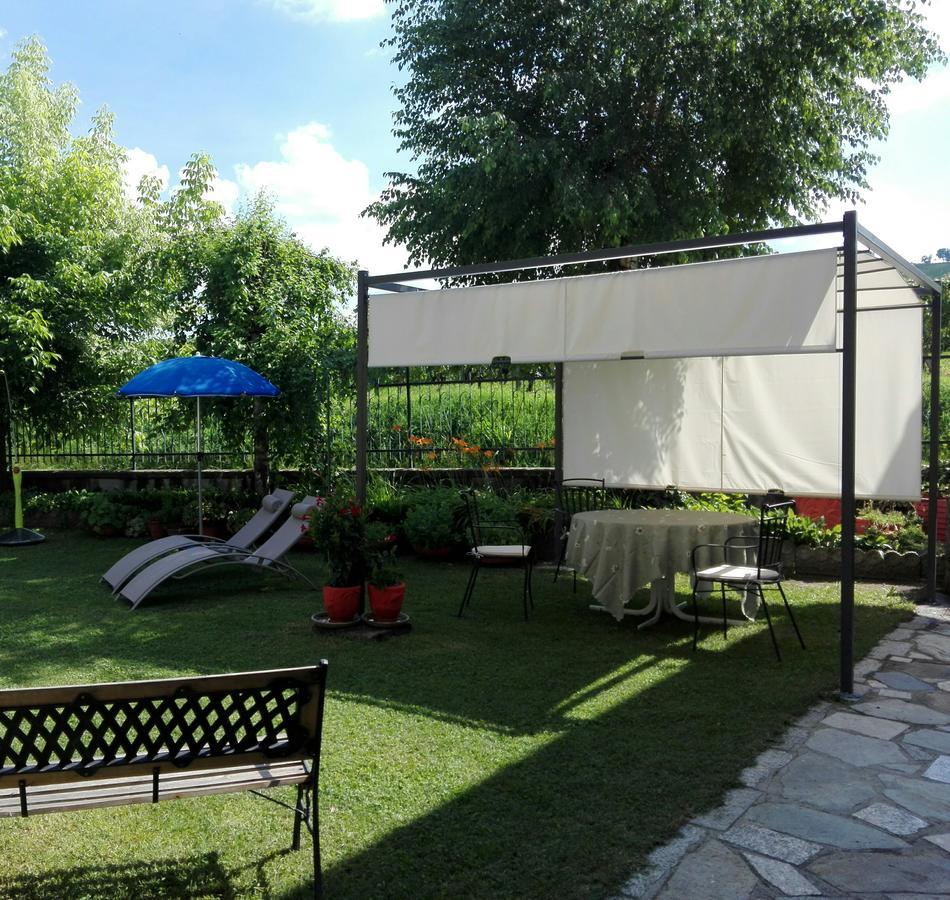 Pensjonat Casa Badinot Diano dʼAlba Zewnętrze zdjęcie